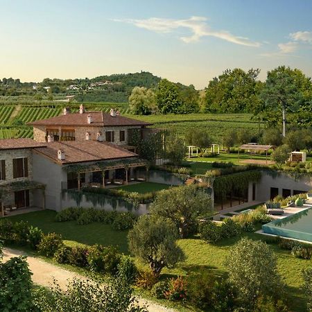 Conti Thun Wine Resort Puegnago del Garda Esterno foto