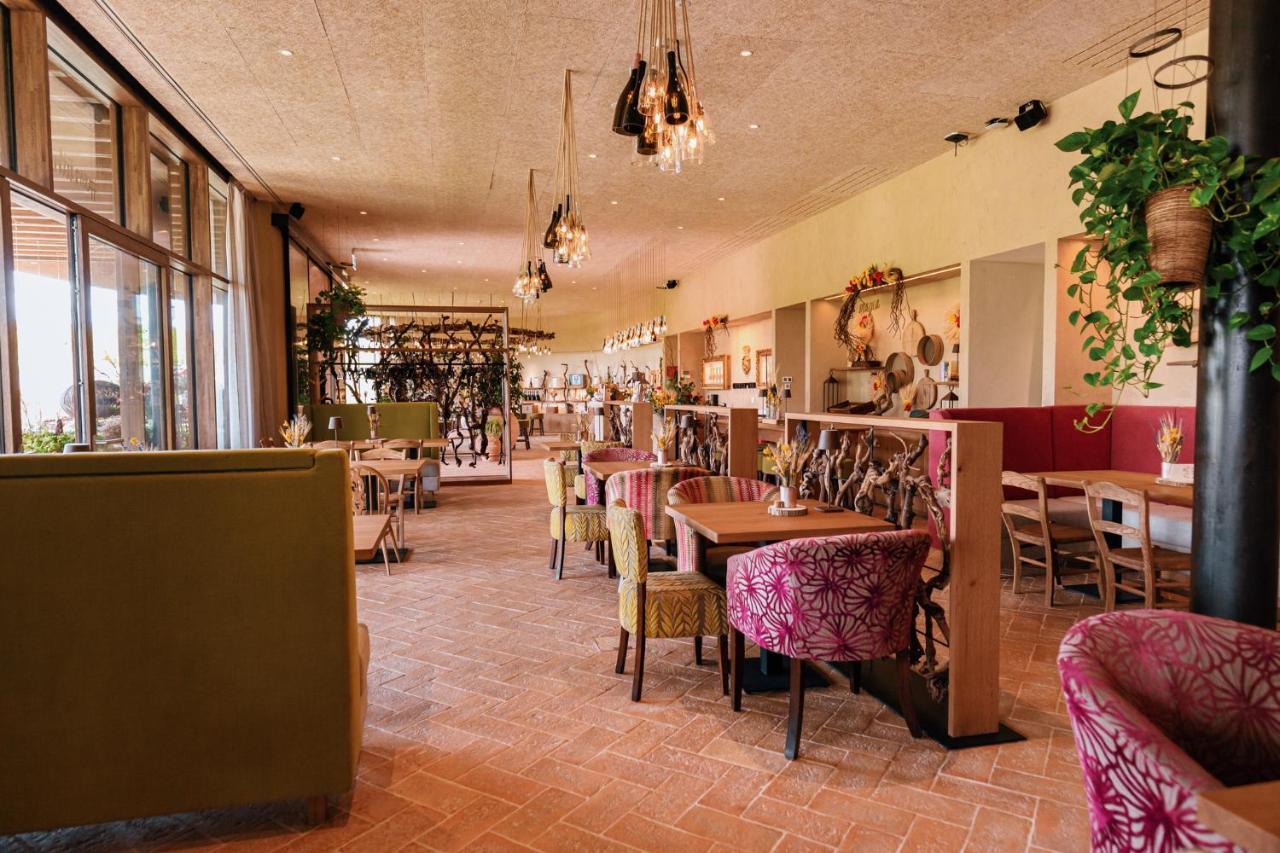 Conti Thun Wine Resort Puegnago del Garda Esterno foto