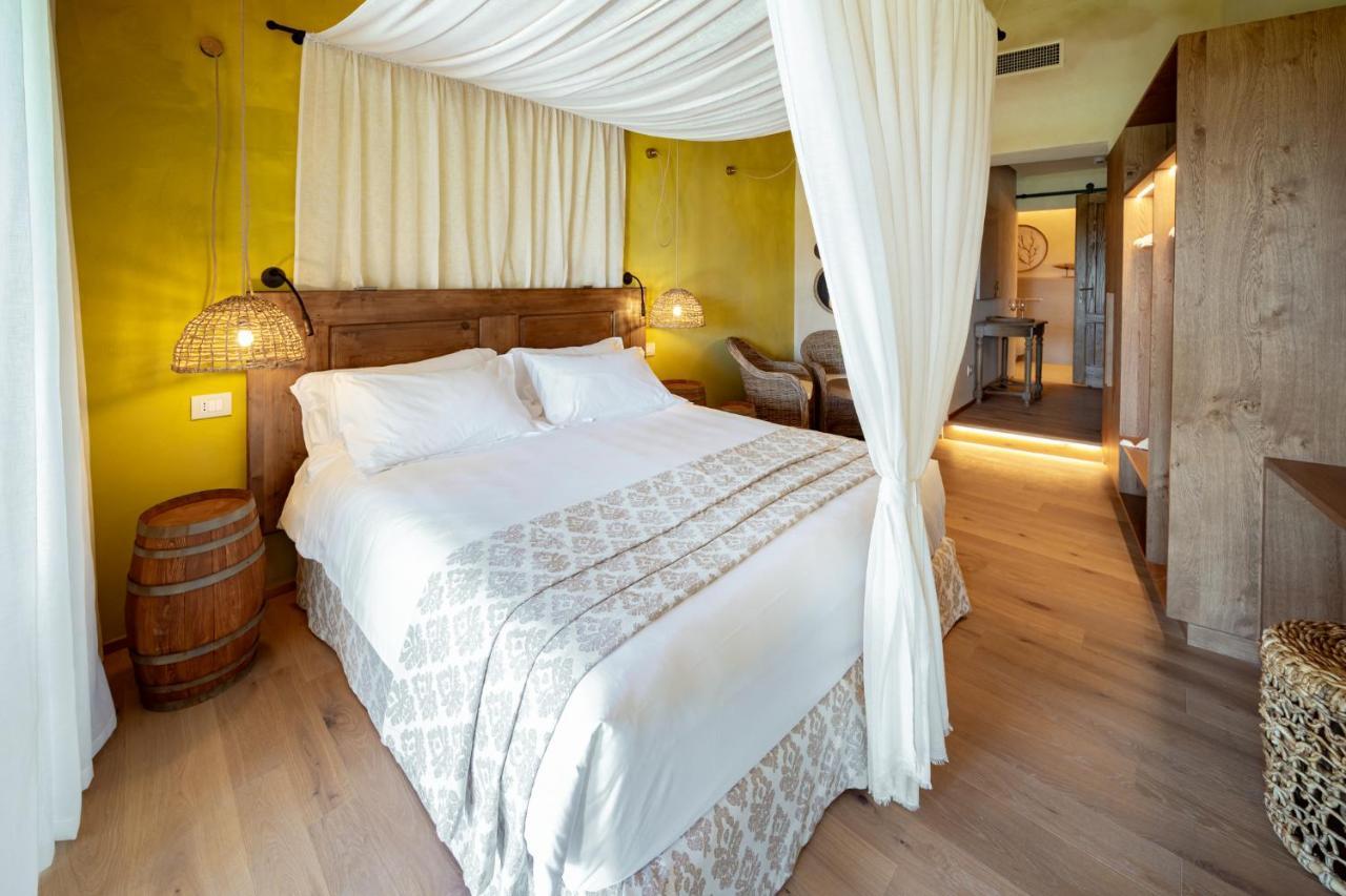 Conti Thun Wine Resort Puegnago del Garda Esterno foto