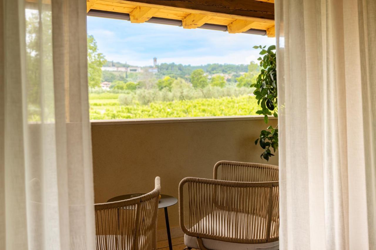 Conti Thun Wine Resort Puegnago del Garda Esterno foto